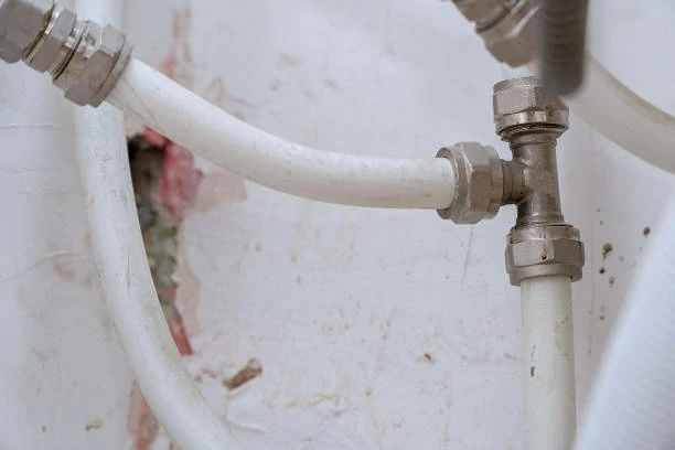 Installation Simple des Raccords Coulissants PEX