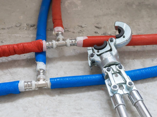 Raccords PEX différences autres systèmes de raccordement ?