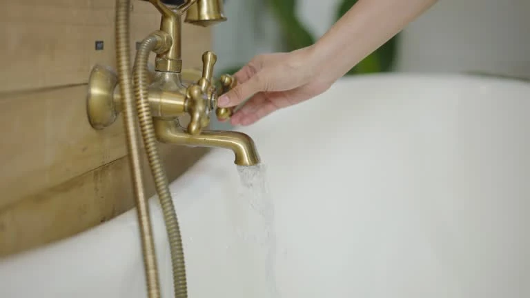 Robinets d&rsquo;eau froide Guide pratique par un plombier professionnel