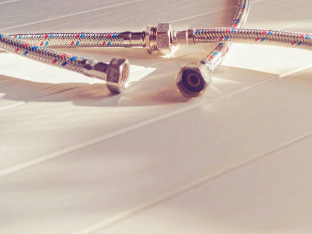 Tout savoir sur les caractéristiques du tuyau tressé en nylon