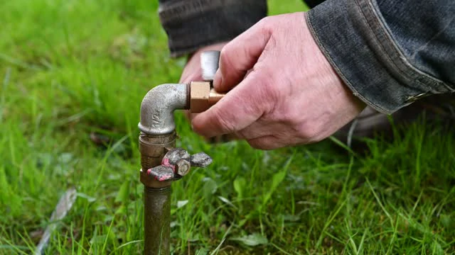 Winter antifreeze heat preservation skills of brass fitting