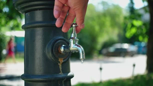 How to Clean Water Scale from Brass Faucets